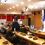 Προσομοίωση διαδικασίας ενημέρωσης (briefing) από τον κυβερνητικό εκπρόσωπο κο Παύλο Μαρινάκη